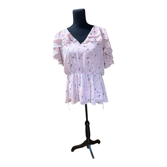 Lane Bryant Tops - Lane Bryant pink floral cottagecore blouse size 14